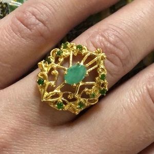 Gold crest design artisan emerald ring size 8.25
